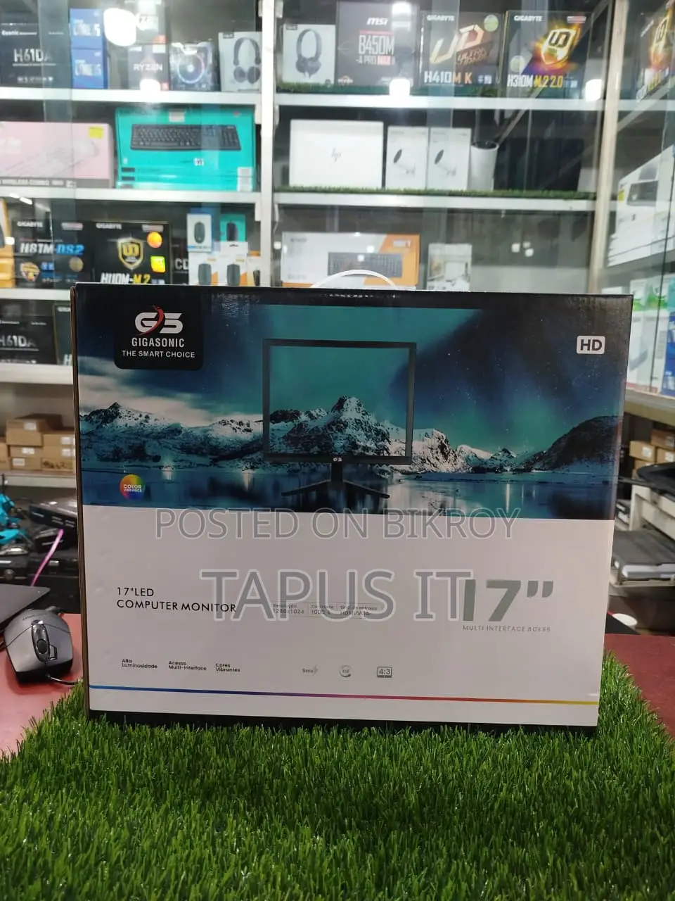 New Monitor 17 Inch Gigasonic LED 1 Year Warranty