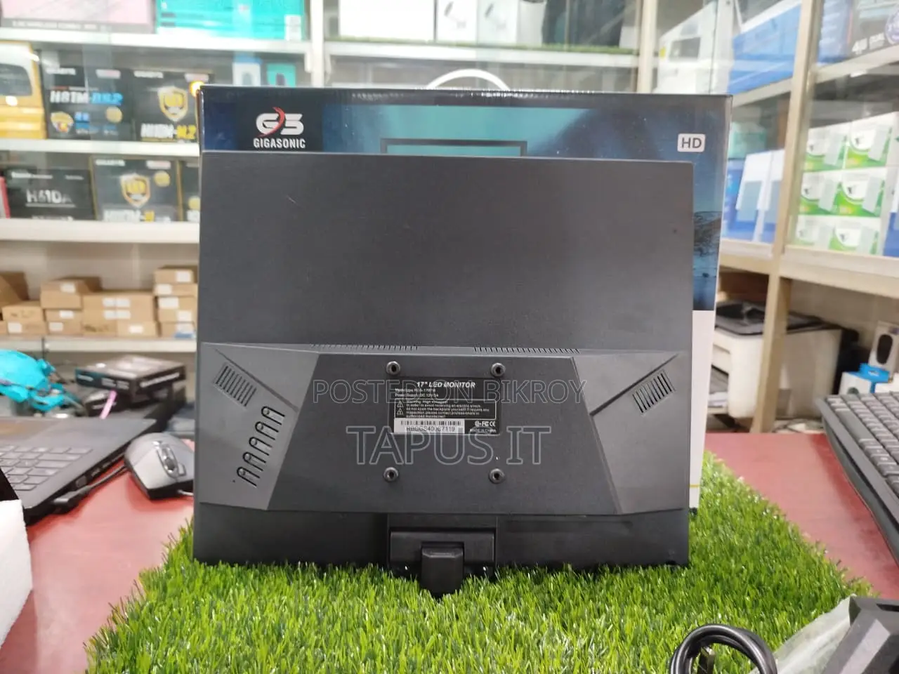 New Monitor 17 Inch Gigasonic LED 1 Year Warranty