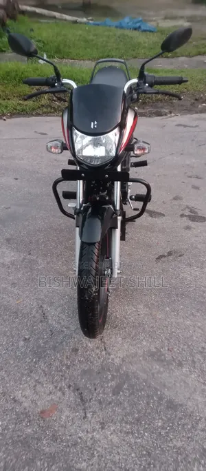 New Hero HF Deluxe 2025 Black