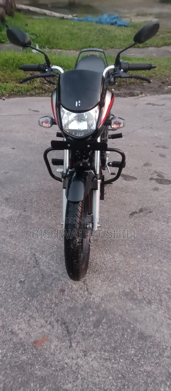 New Hero HF Deluxe 2025 Black