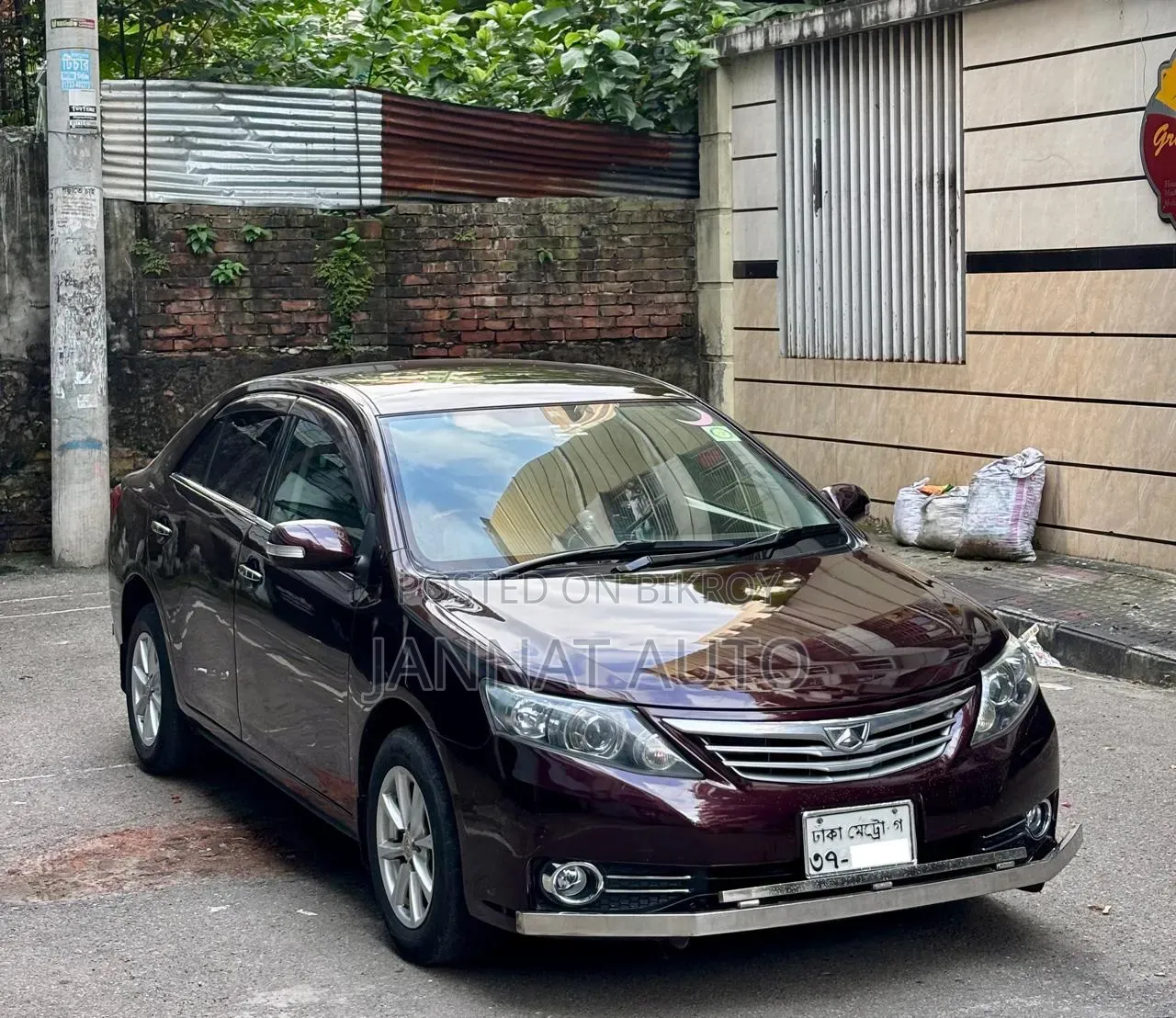 Toyota Allion 2011 Maroon