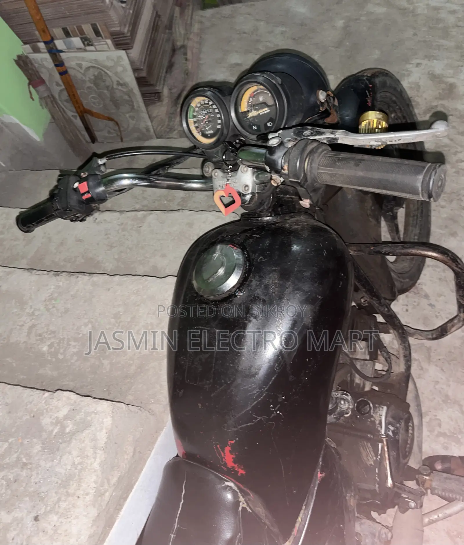 হিরো ইকো ১০০ ২০১৮ কালো