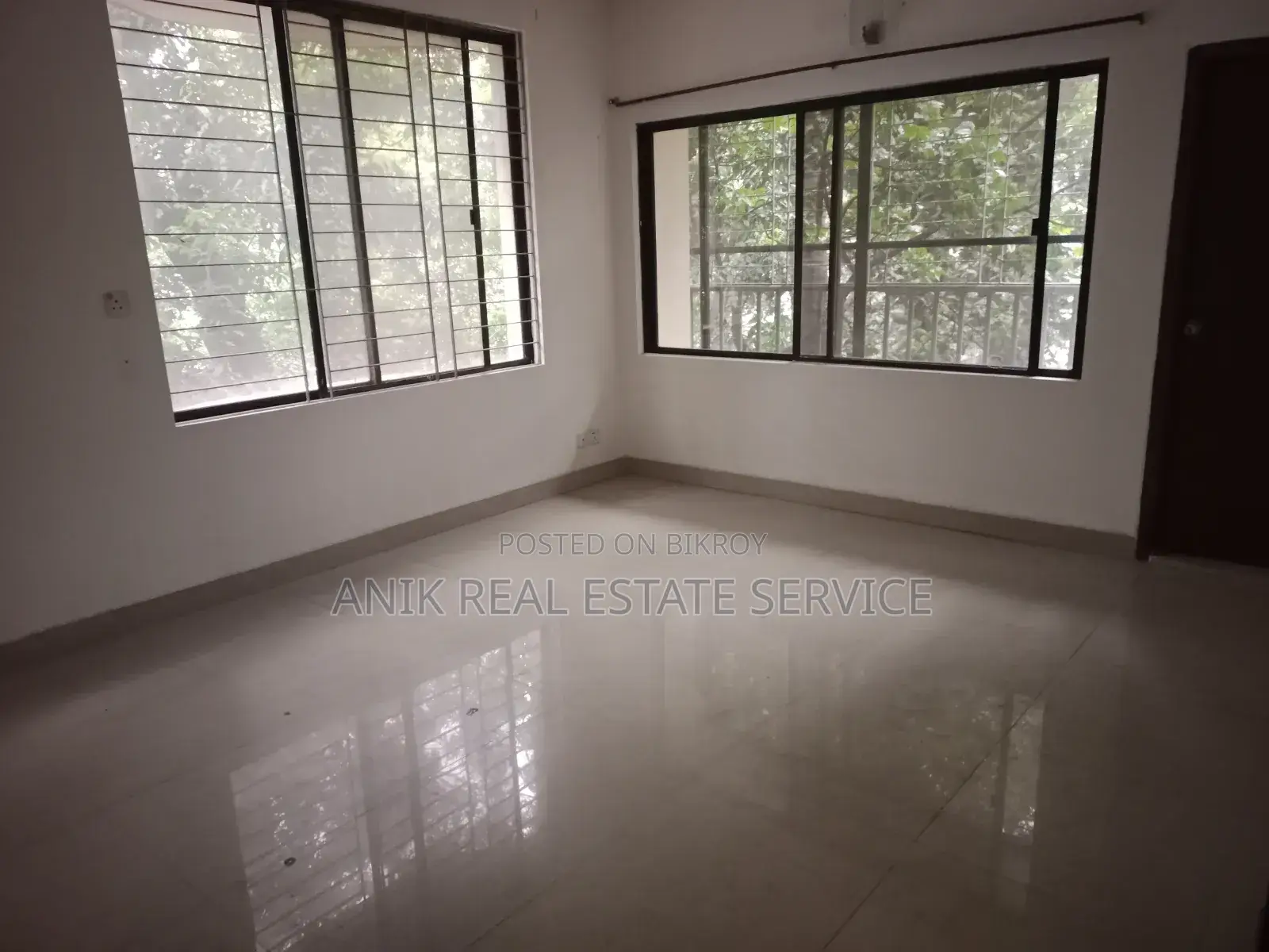 অনীক রিয়েল এস্টেট, গুলশানে ৩ বেডরুমের অ্যাপার্টমেন্ট ভাড়ার জন্য