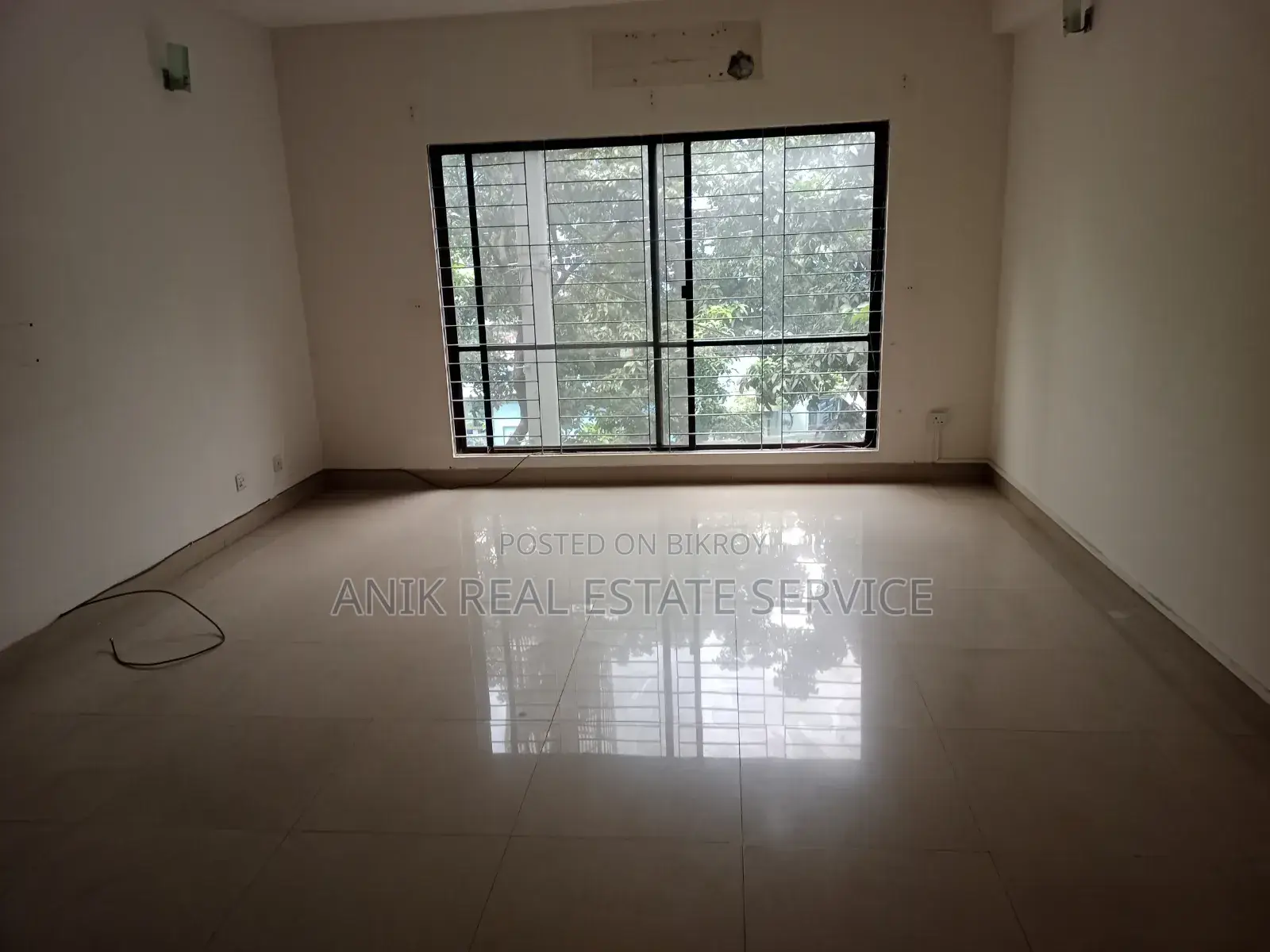 অনীক রিয়েল এস্টেট, গুলশানে ৩ বেডরুমের অ্যাপার্টমেন্ট ভাড়ার জন্য