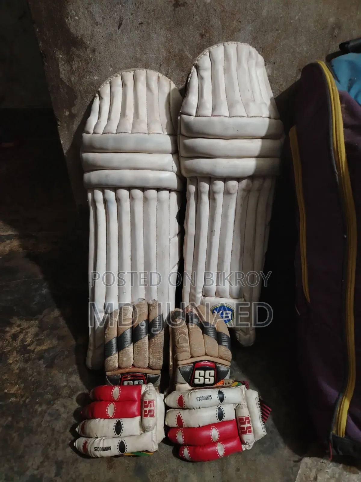 ক্রিকেট কিট