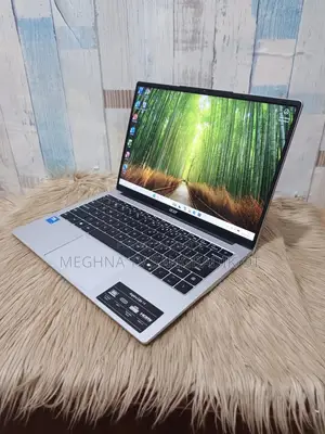 Laptop Acer 3GB Intel SSD 256GB