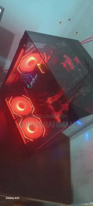 Desktop Computer MSI model 16GB AMD Ryzen 7 SSD 512GB