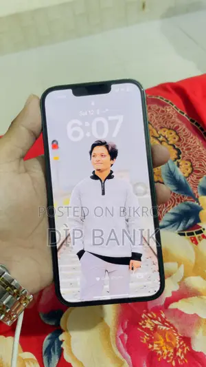 Apple iPhone 13 128 GB Green