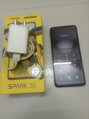Tecno Spark 30 128 GB Black