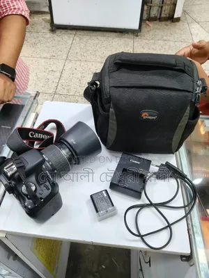 Canon Eos 2000d DSLR
