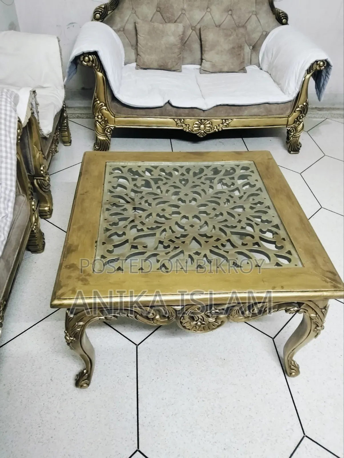 সেগুন টেবিল