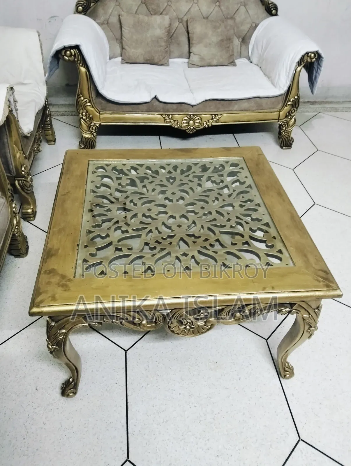সেগুন টেবিল