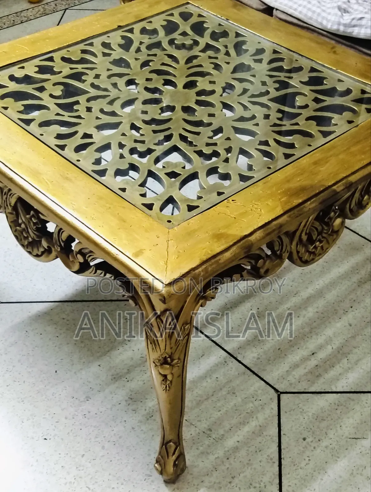 সেগুন টেবিল