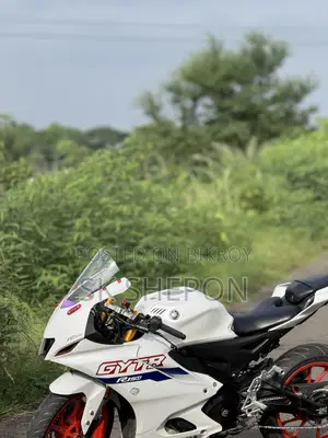 New Yamaha R15M 2023 White