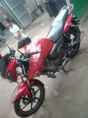 টিভিএস ২০১৫ রেড