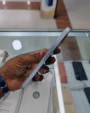 নাথিং ফোন টুএ প্লাস ২৫৬ জিবি হোয়াইট