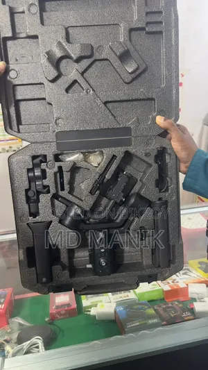 ডিজেআই রোনিন এসসি গিম্বাল
