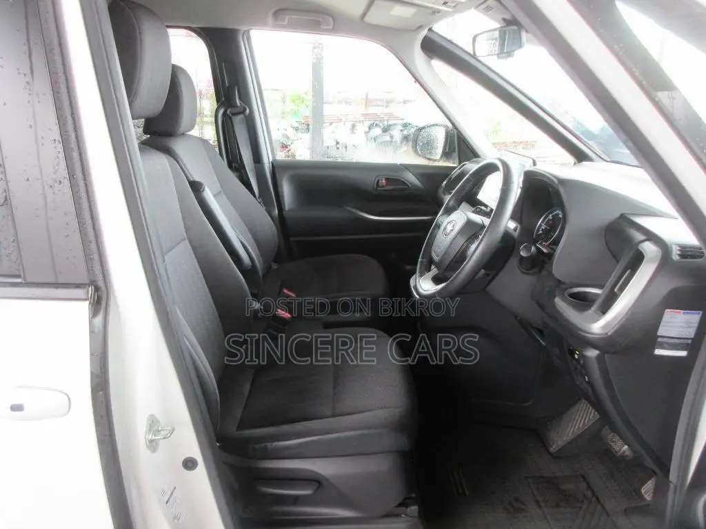 Toyota Noah 2022 Pearl