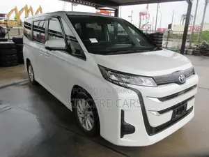 Toyota Noah 2022 Pearl