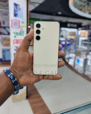 স্যামসাং গ্যালাক্সি এস২৪ ১২৮ জিবি রোজ গোল্ড
