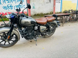 রয়্যাল এনফিল্ড ক্লাসিক ৩৫০ ২০২৫