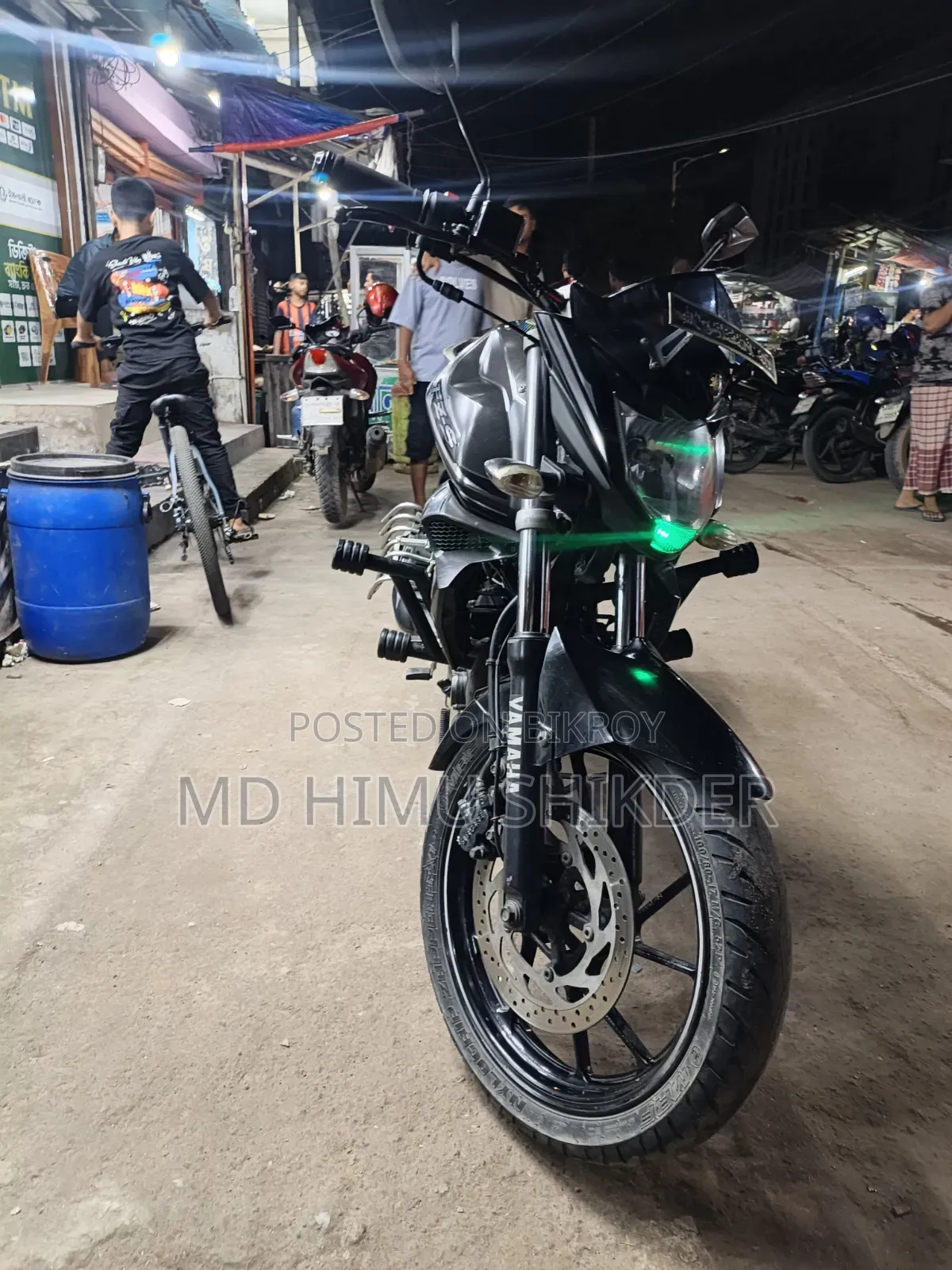 ইয়ামাহা এফজেডএস ভি২ ২০১৮ ব্ল্যাক