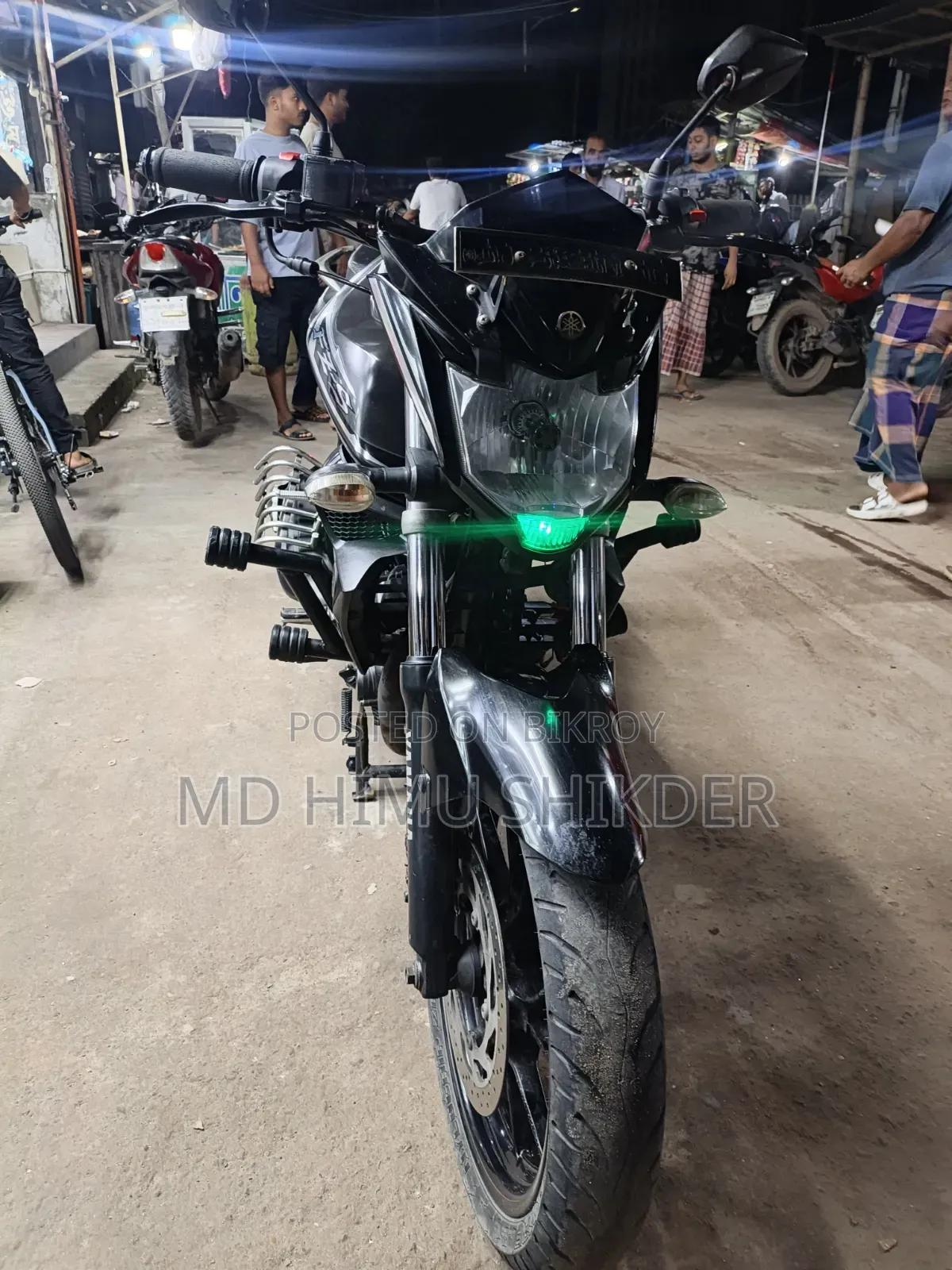 ইয়ামাহা এফজেডএস ভি২ ২০১৮ ব্ল্যাক