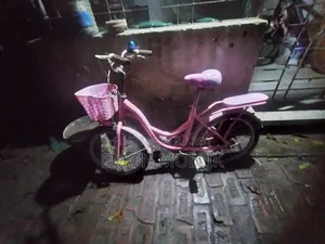 Girl Cycle