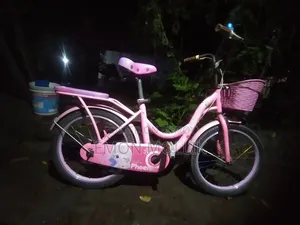 Girl Cycle