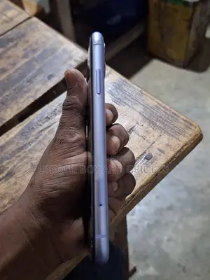 অ্যাপল আইফোন ১১ ১২৮ জিবি পার্পল