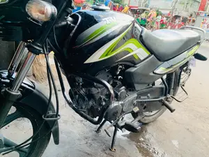 টিভিএস মেট্রো ২০১৮ ব্ল্যাক