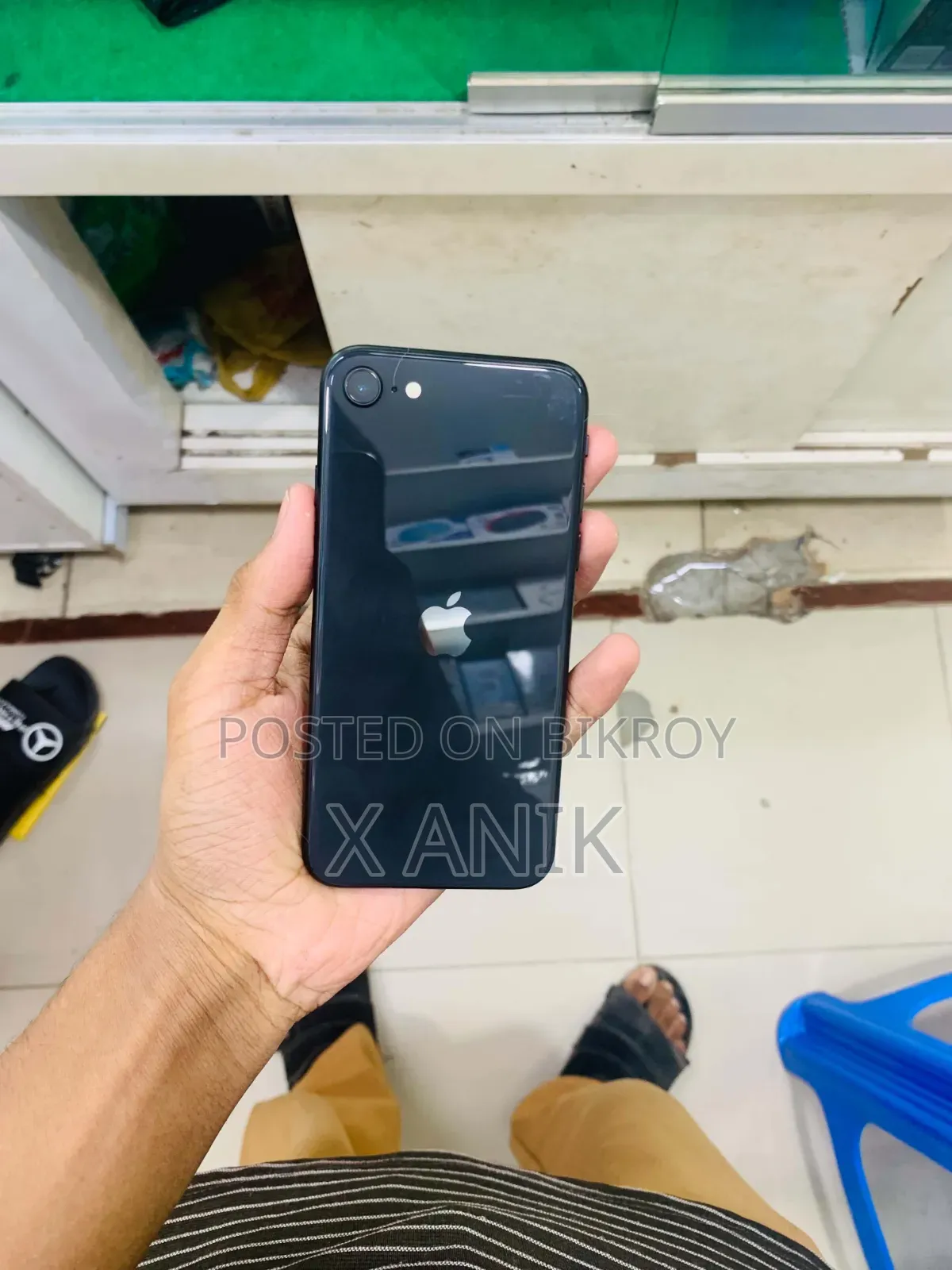 অ্যাপল আইফোন এসই (২০২০) ৬৪ জিবি ব্ল্যাক