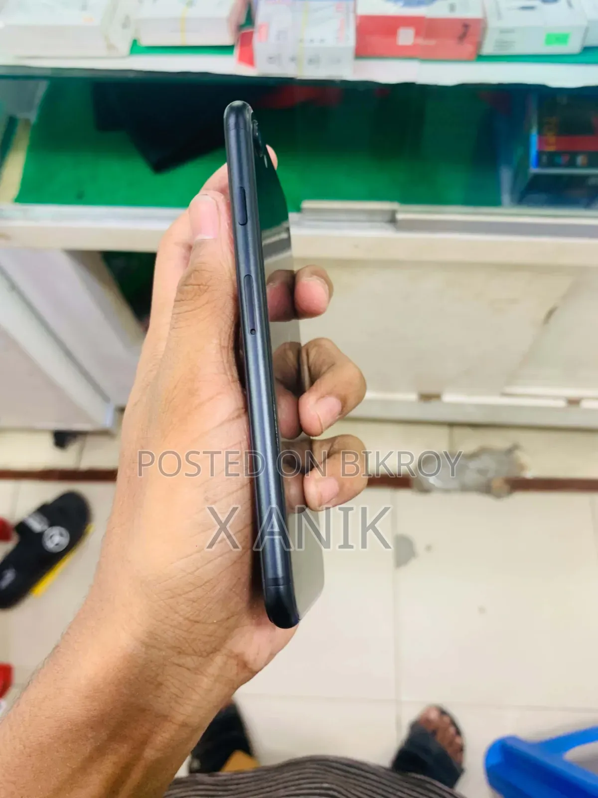 অ্যাপল আইফোন এসই (২০২০) ৬৪ জিবি ব্ল্যাক
