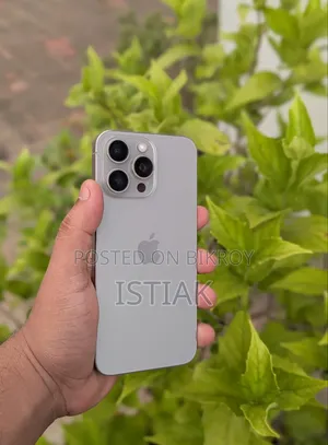 Apple iPhone 15 Pro Max 256 GB White