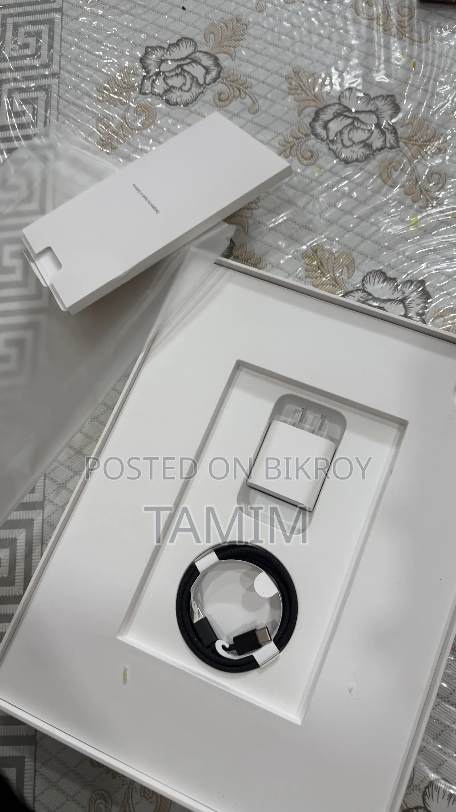 অ্যাপল আইপ্যাড প্রো ১৩ (২০২৫) ২৫৬ জিবি ব্ল্যাক