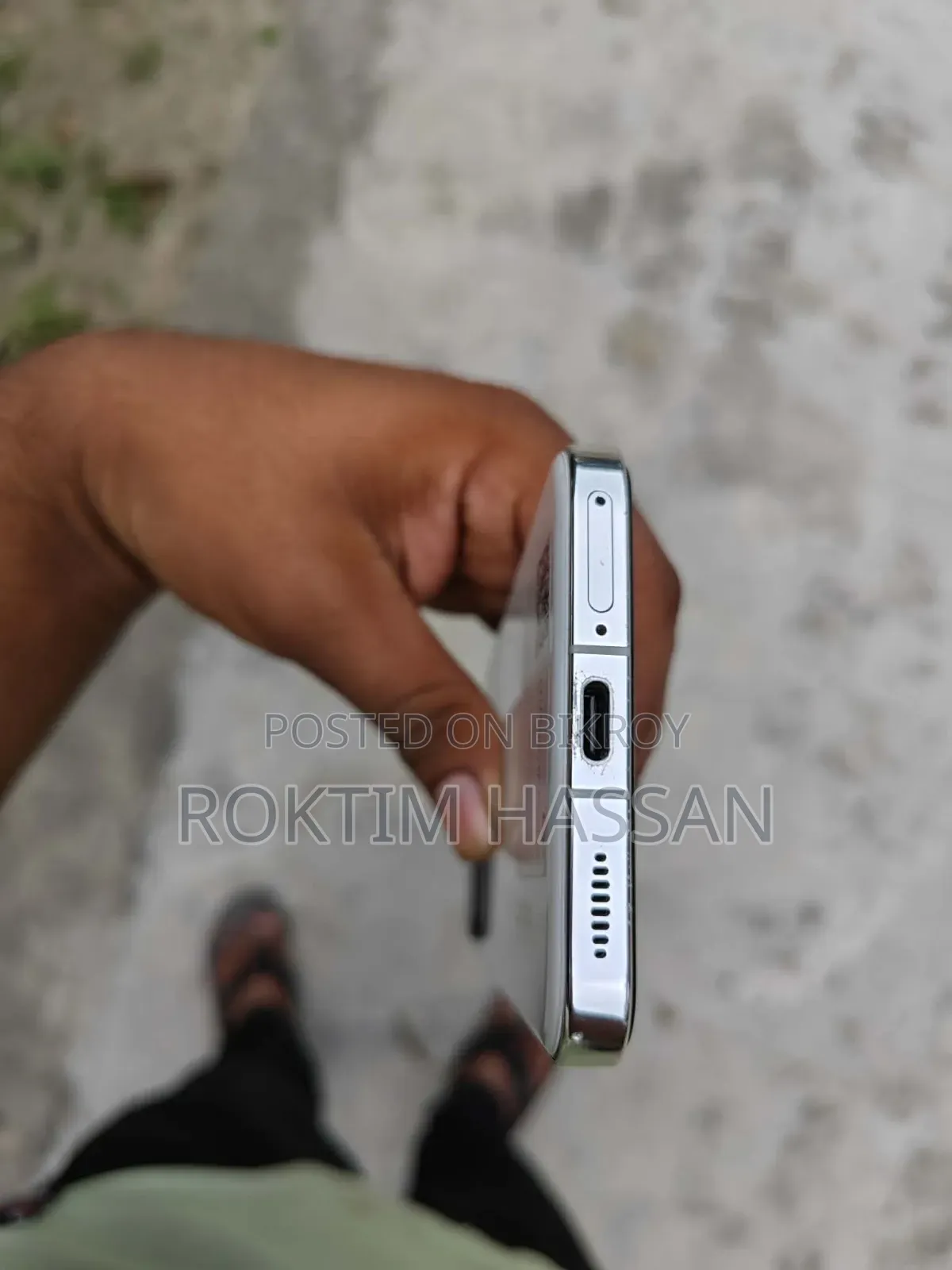 সিয়াওমি ১৩ ২৫৬ জিবি হোয়াইট