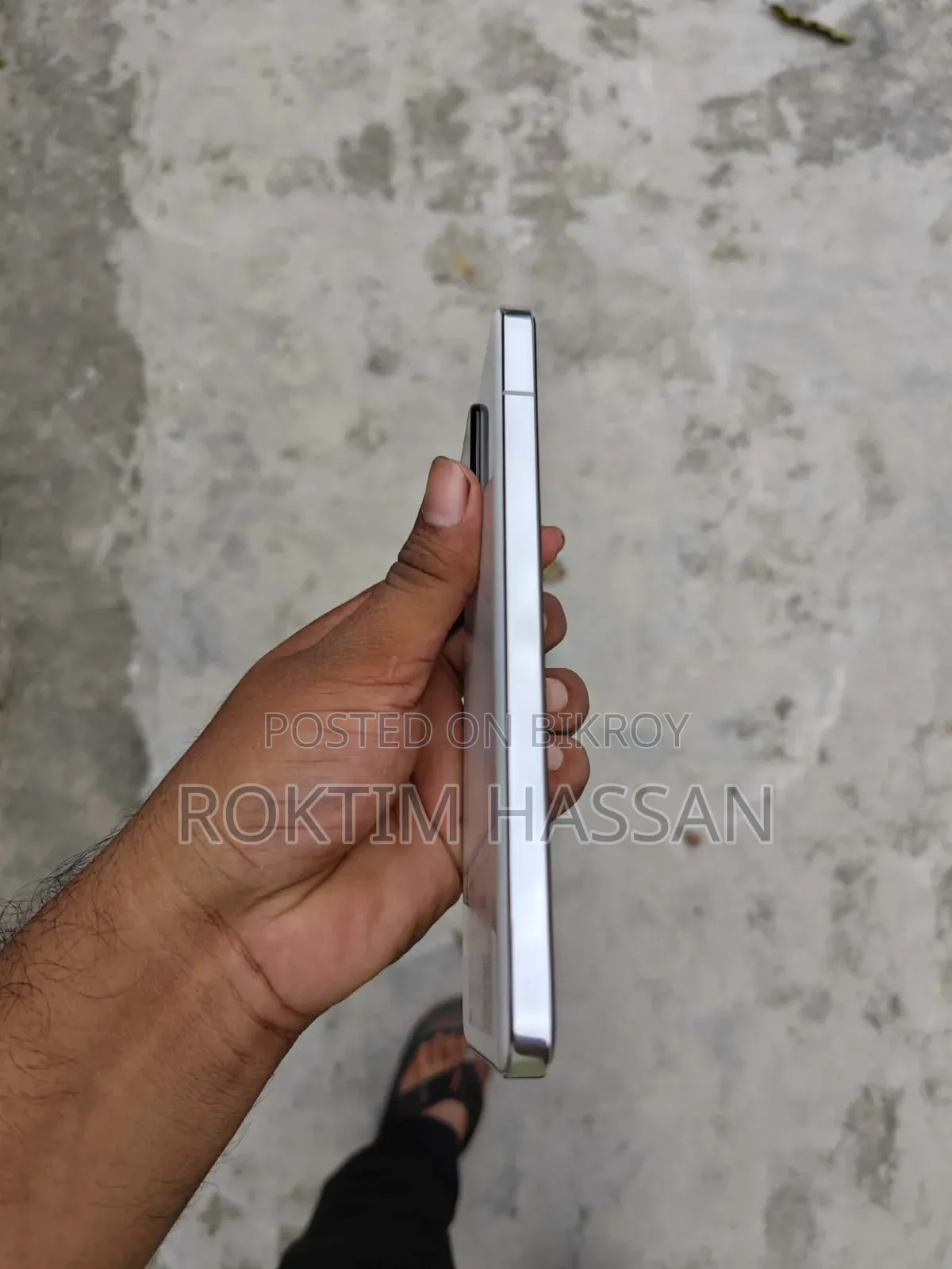 সিয়াওমি ১৩ ২৫৬ জিবি হোয়াইট