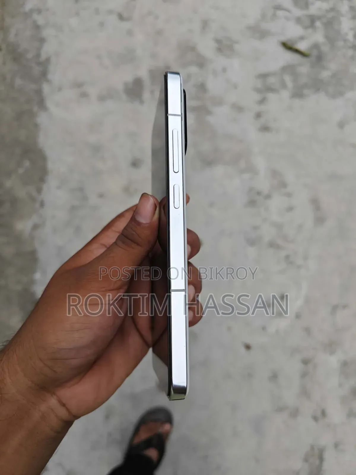 সিয়াওমি ১৩ ২৫৬ জিবি হোয়াইট