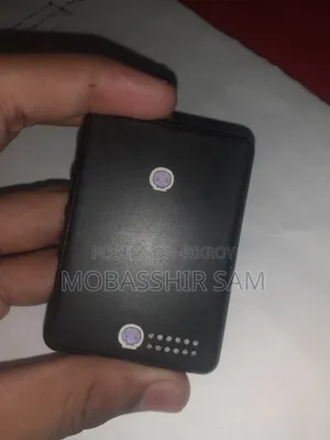 মোবাইল ফোন কালো