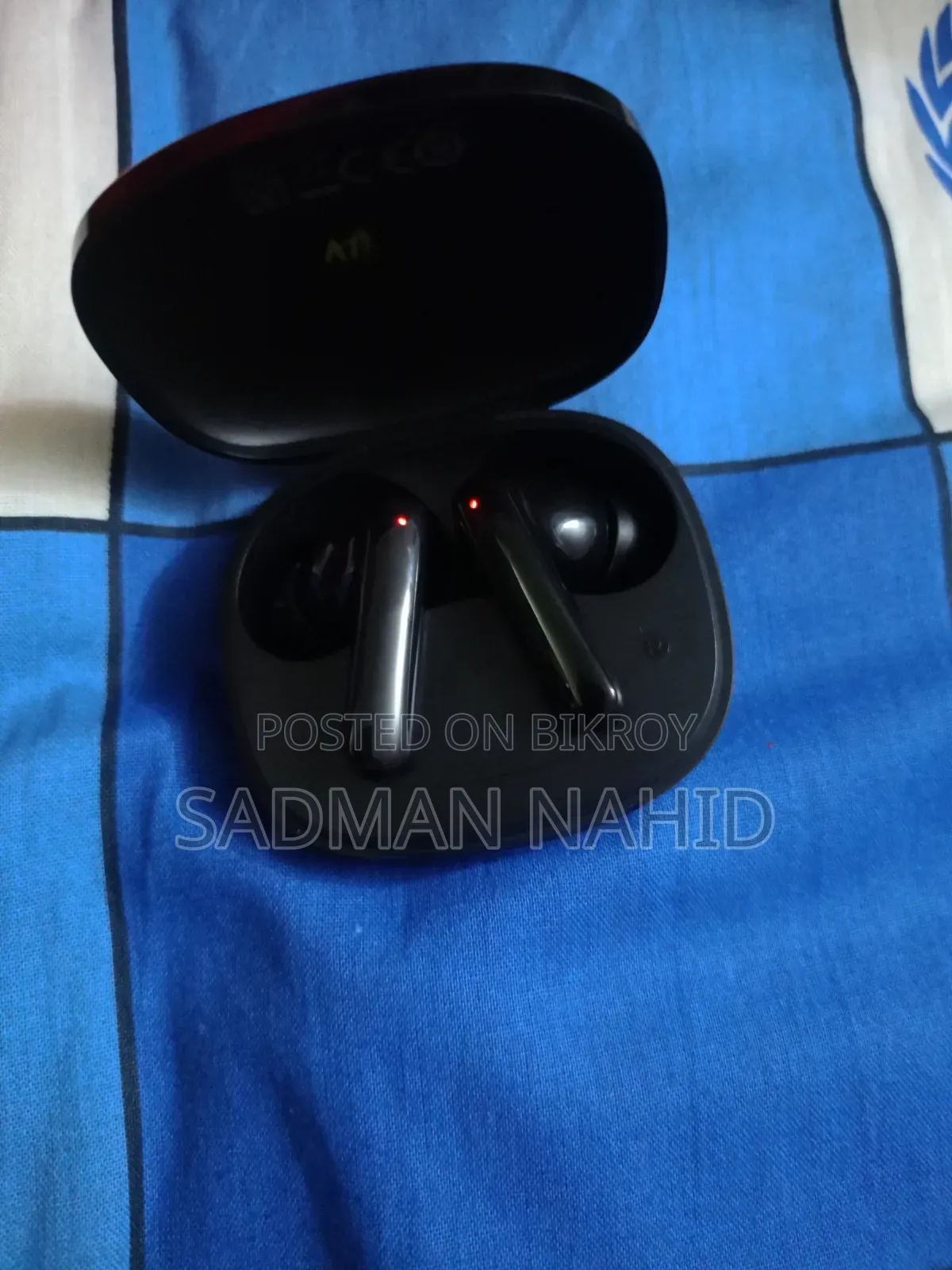 ব্লুটুথ ইয়ারবাড