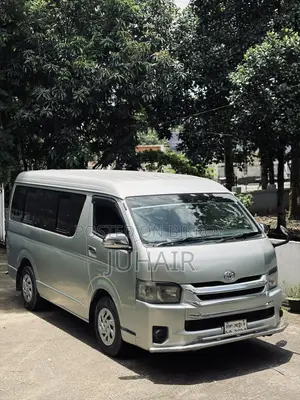 Toyota HiAce 2005 Silver