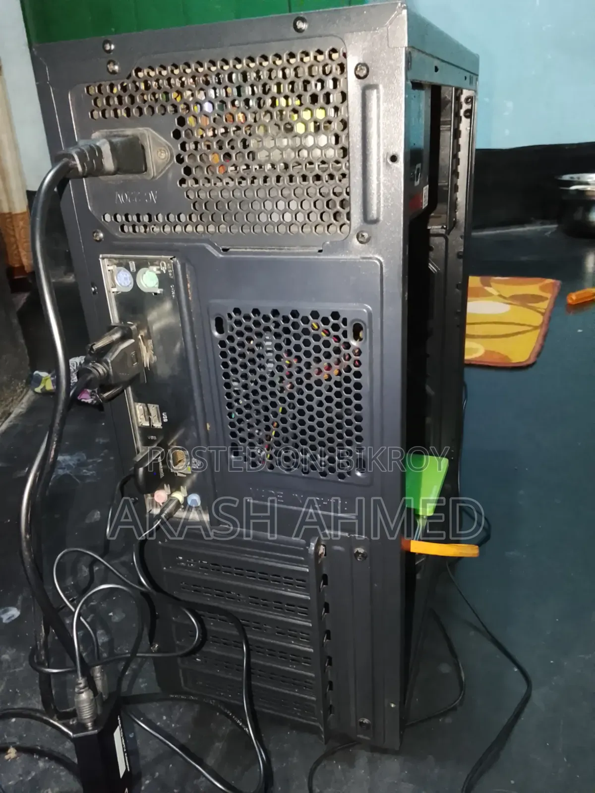 Desktop Computer Gigabyte 4GB Intel Core i3 SSD 128GB
