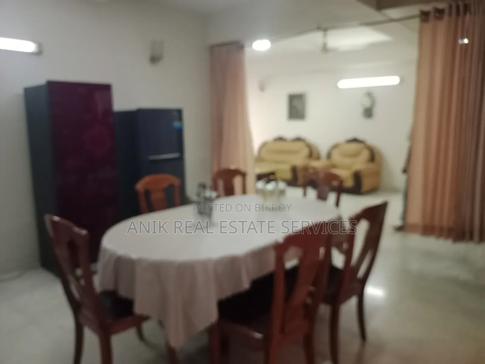 গুলশানের অনিক রিয়েল এস্টেটে ৩ বেডরুমের ফার্নিশড অ্যাপার্টমেন্ট ভাড়ার জন্য