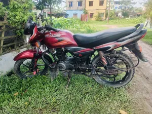 Bajaj Platina 100 2018 Red
