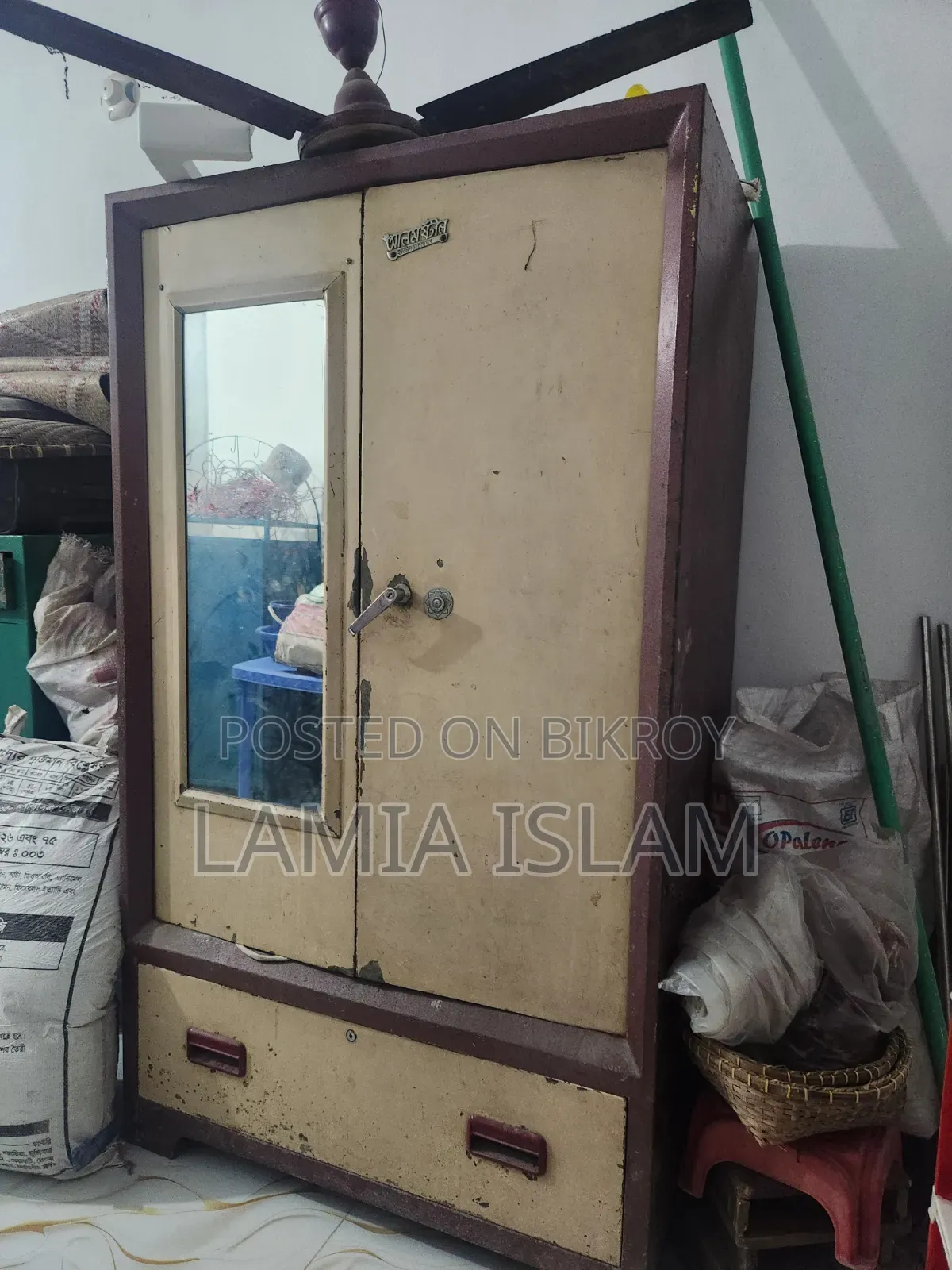 কেউ নিতে চাইলে এই নাম্বার যোগাযোগ করুন