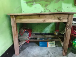 টেবিল বিক্রি করা হবে