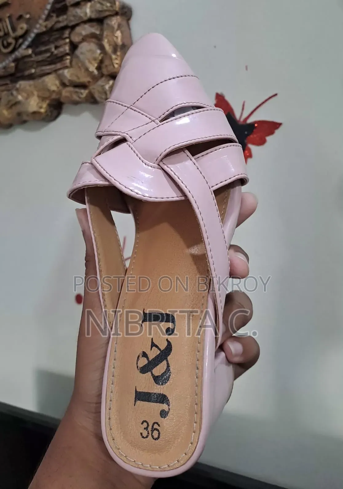 মহিলাদের হিল জুতো