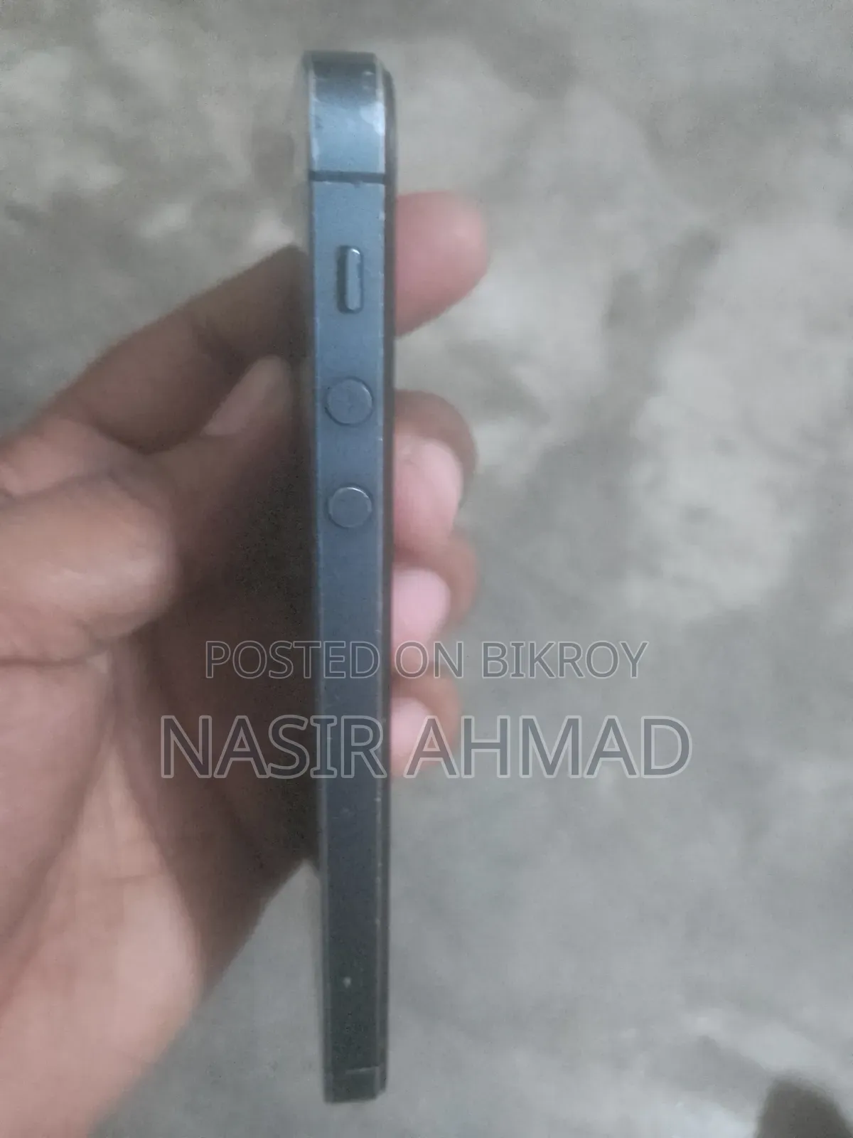 Apple iPhone 5 16 GB Gray