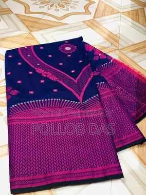 Used beautiful deep blue and rani pink saree.