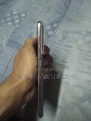 স্যামসাং গ্যালাক্সি এস২১ ৫জি ২৫৬ জিবি বেগুনি